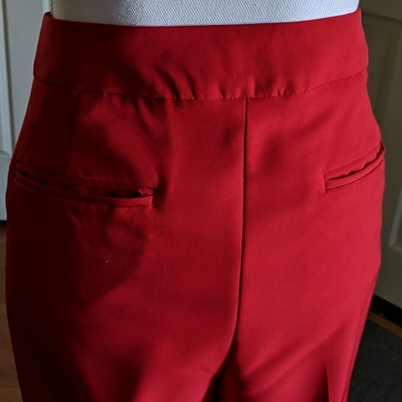 Red pants - Picture 3 of 6